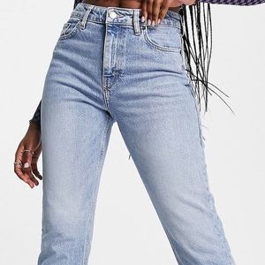 Topshop straightleg high waisted jeans in lightwash
